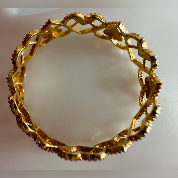 Heart Ring. 💛 Real 18 Karat(18k) Solid Gold Jewelry - Picture 6 of 9